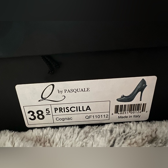 Q by Pasquale PRISCILLA - Picture 2 of 8